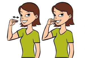 Trò chuyện với bé khi ăn